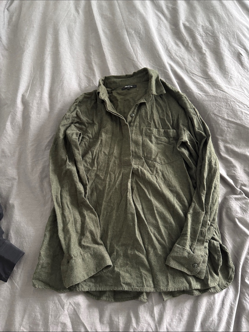 Madewell classic ex boyfriend cotton button back shirt size small